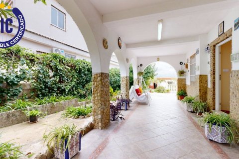 Villa en venta Montroi, València, España 3 dormitorios, 79 m2 No. 120514 - foto 16