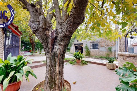 Villa en venta Montroi, València, España 3 dormitorios, 79 m2 No. 120514 - foto 17