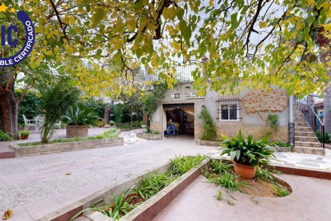 Villa en venta Montroi, València, España 3 dormitorios, 79 m2 No. 120514 - foto 13