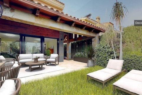 Villa zum Verkauf Moncada, Valencia, Spanien 4 Schlafzimmer, 159 m2 Nr. 120513 - Foto 1