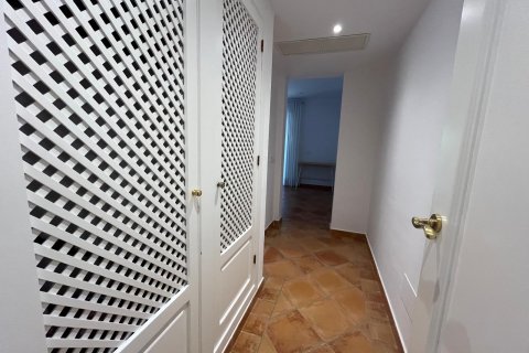 Villa īrēšanai Santa Ponsa, Mallorca, Spānijā 3 istabas, 194 m2 Nr. 131054 - attēls 8