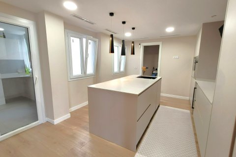 Apartment for rent Palma de Majorca, Mallorca, Spain 3 bedrooms, 160 sq.m. No. 131056 - photo 3