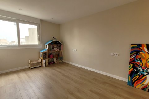 Apartment for rent Palma de Majorca, Mallorca, Spain 3 bedrooms, 160 sq.m. No. 131056 - photo 7