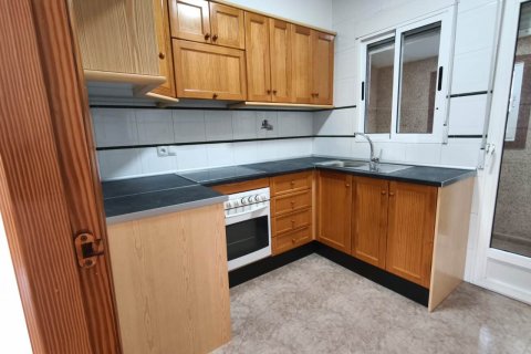 Villa till salu Algorfa, Alicante, Spanien 3 sovrum, 84 kvm. Nr. 124895 - foto 5