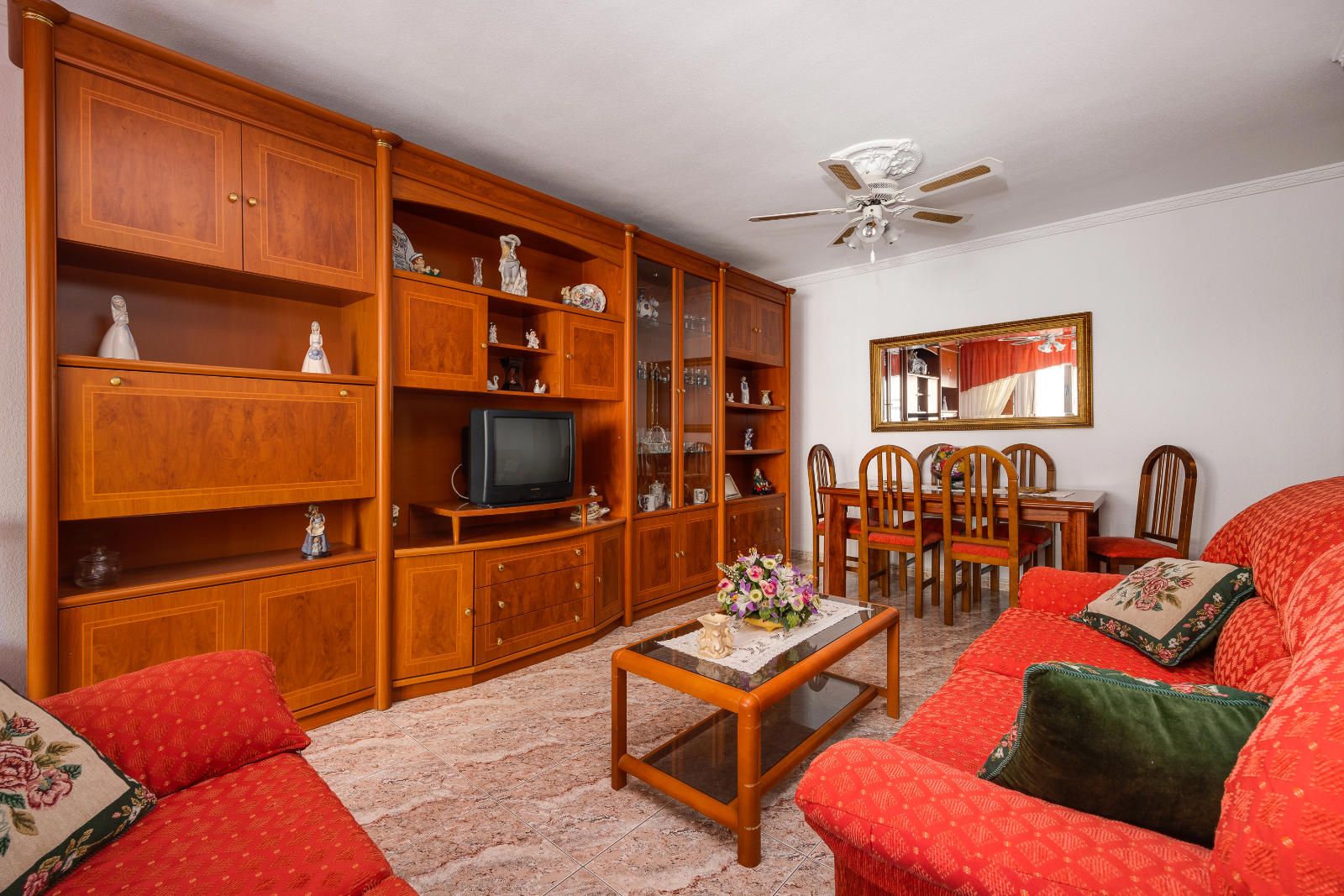 Apartament w Guardamar del Segura, Alicante, Hiszpania 4 sypialnie, 131 mkw. nr 124893