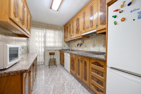Apartamento en venta Guardamar del Segura, Alicante, España 4 dormitorios, 131 m2 No. 124893 - foto 9
