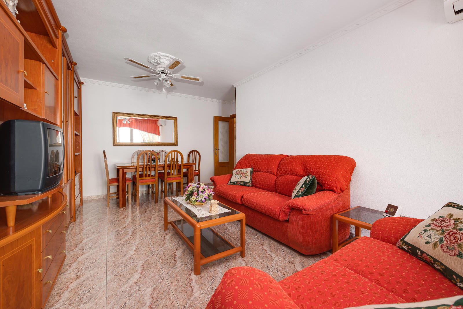 Apartament w Guardamar del Segura, Alicante, Hiszpania 4 sypialnie, 131 mkw. nr 124893