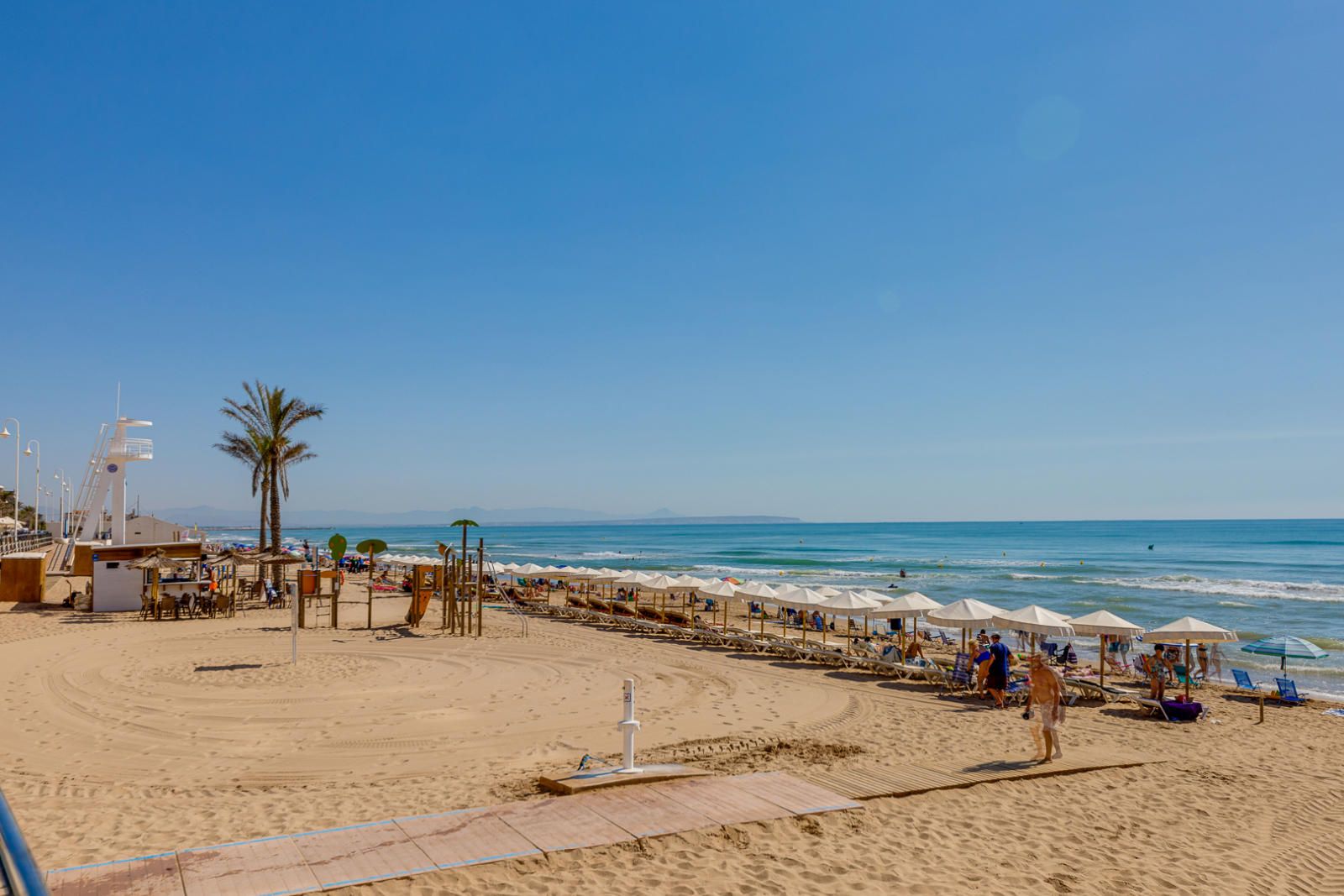 Apartament w Guardamar del Segura, Alicante, Hiszpania 4 sypialnie, 131 mkw. nr 124893