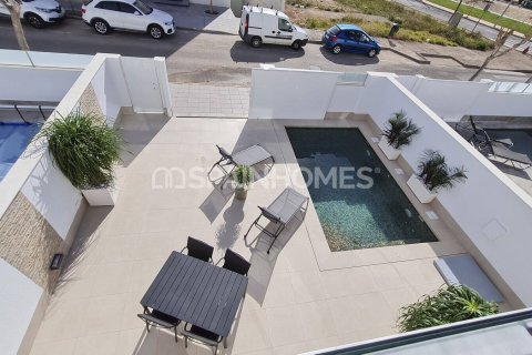 Villa till salu i San Pedro del Pinatar, Murcia, Spanien 3 sovrum, 110 kvm. Nr. 121258 - foto 8