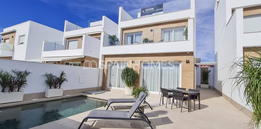 Villa i San Pedro del Pinatar, Murcia, Spanien 3 sovrum, 110 kvm. Nr. 121258