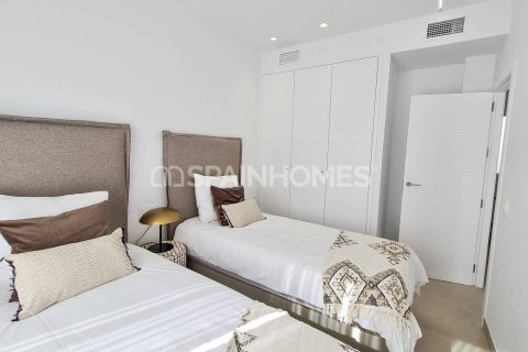 Villa till salu i San Pedro del Pinatar, Murcia, Spanien 3 sovrum, 110 kvm. Nr. 121258 - foto 22