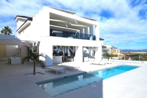Villa pārdošanā Rojales, Alicante, Spānijā 4 istabas, 372 m2 Nr. 121259 - attēls 1
