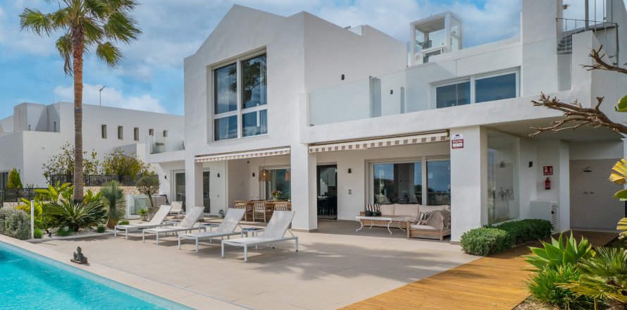 Casa Marbella, Malaga, Spagna 5 camere da letto, 527 mq. N° 130690