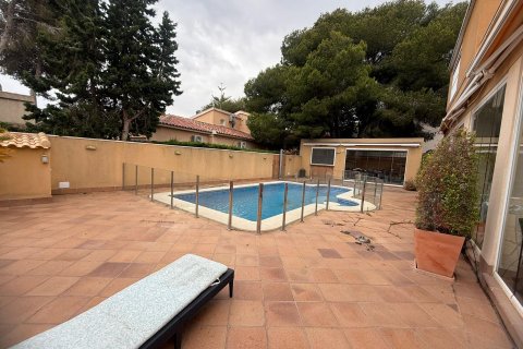House for sale in Dehesa De Campoamor, Alicante, Spain 5 bedrooms, 179 sq.m. No. 127353 - photo 8