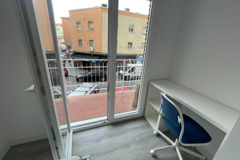 Apartment for rent Madrid, Spain 70 sq.m. No. 127351 - photo 3