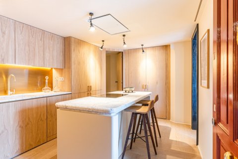 Penthouse for sale Madrid, Spain 2 bedrooms, 145 sq.m. No. 122168 - photo 16