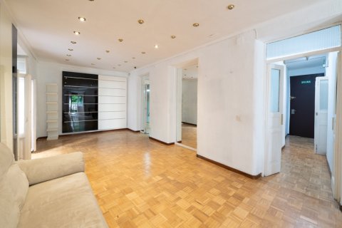 Продажа квартиры в Мадрид, Испания 3 спальни, 104.63м2 №122170 - фото 2