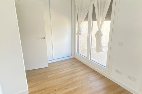 Penthouse for rent Galapagar, Madrid, Spain 4 bedrooms, 140 sq.m. No. 122449 - photo 14