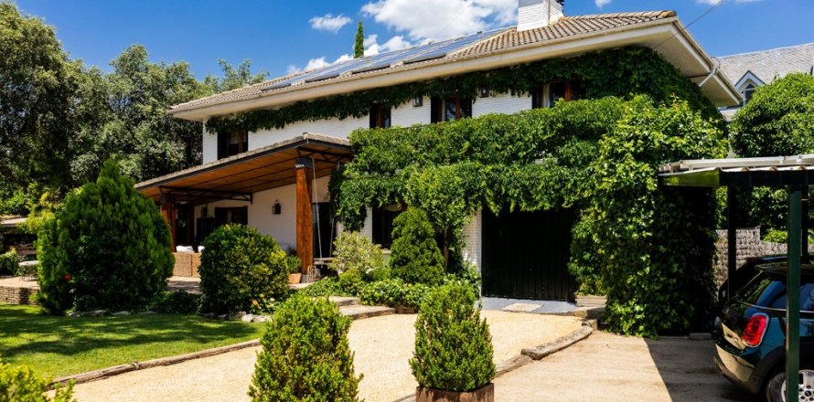 Villa Collado Villalba, Madrid, Spain 6 bedrooms, 192 sq.m. No. 122453
