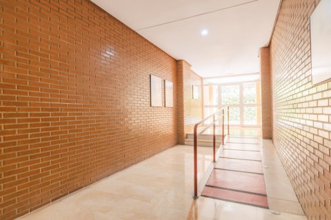 Продажа квартиры Мадрид, Испания 2 спальни, 97м2 №121614 - фото 16