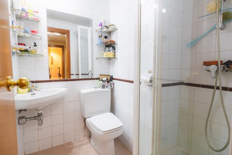 Продажа квартиры Мадрид, Испания 2 спальни, 97м2 №121614 - фото 11
