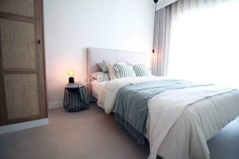 Продажа квартиры Пилар де ла Орадада, Аликанте, Испания 3 спальни, 96м2 №120967 - фото 22