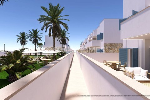 Ático en venta Pilar de la Horadada, Alicante, España 3 dormitorios, 78 m2 No. 120966 - foto 2