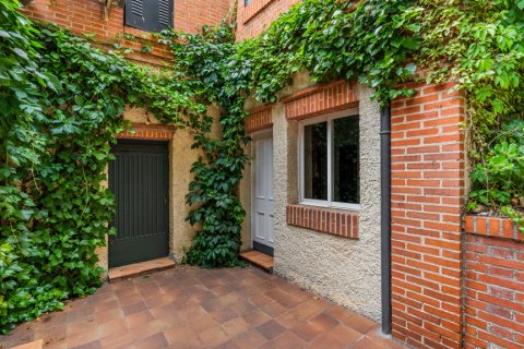 Villa en alquiler Madrid, España 5 dormitorios, 344 m2 No. 129879 - foto 25