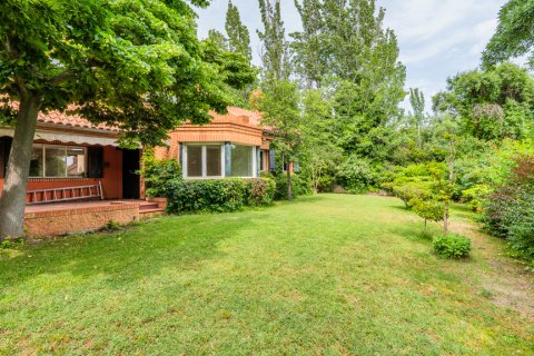 Villa en alquiler Madrid, España 5 dormitorios, 344 m2 No. 129879 - foto 24