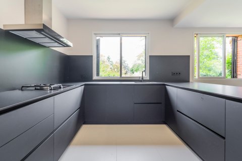Villa en alquiler Madrid, España 5 dormitorios, 344 m2 No. 129879 - foto 10
