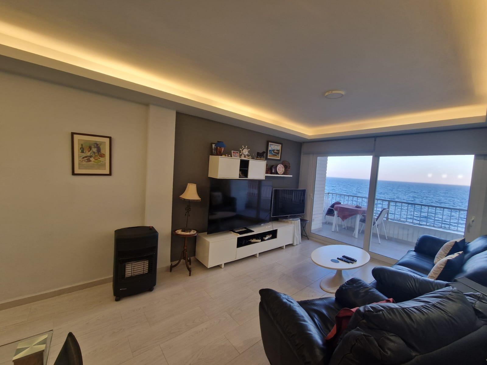 Appartamento a Torrevieja, Alicante, Spagna 3 camere da letto, 90 mq. N° 125104