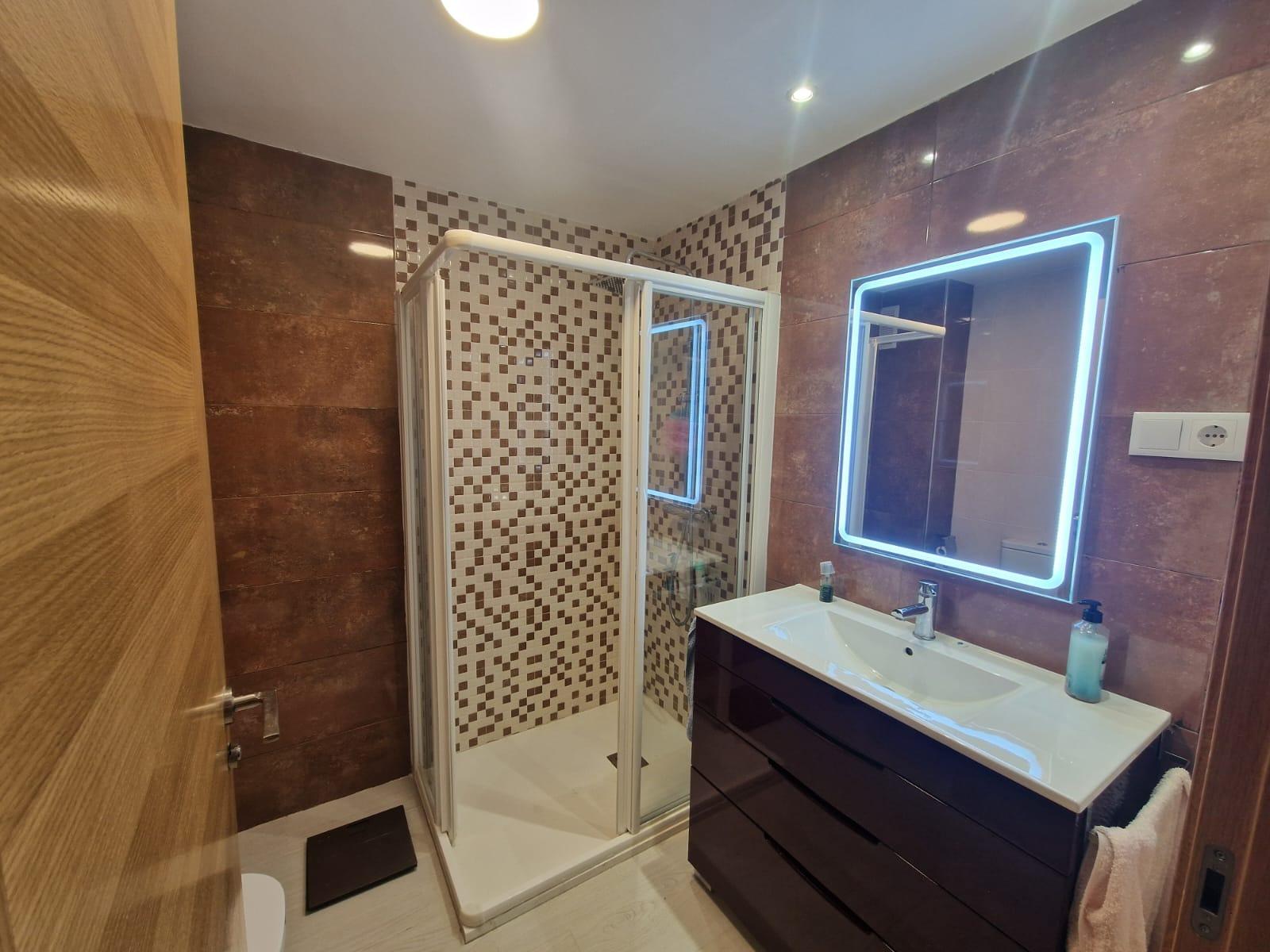 Appartamento a Torrevieja, Alicante, Spagna 3 camere da letto, 90 mq. N° 125104