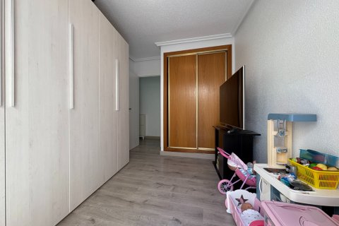 Продажа квартиры Торревьеха, Аликанте, Испания 4 спальни,  №128752 - фото 11
