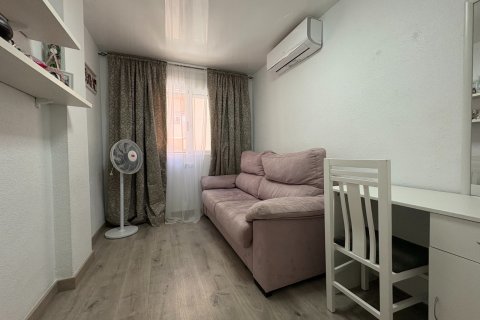 Продажа квартиры Торревьеха, Аликанте, Испания 4 спальни,  №128752 - фото 12