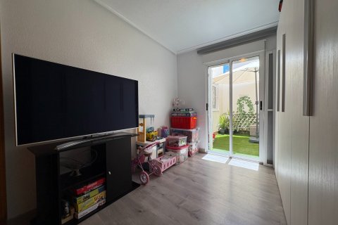 Продажа квартиры Торревьеха, Аликанте, Испания 4 спальни,  №128752 - фото 9
