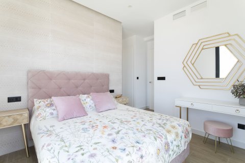 Villa till salu Benidorm, Alicante, Spanien 4 sovrum, 244 kvm. Nr. 123171 - foto 17