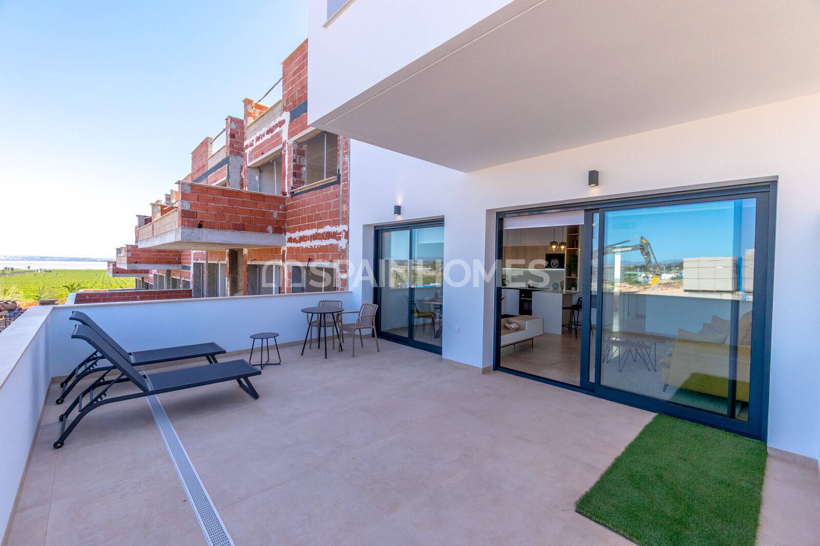 Apartment in Torrevieja, Alicante, Spain 2 bedrooms, 74 sq.m. No. 121172