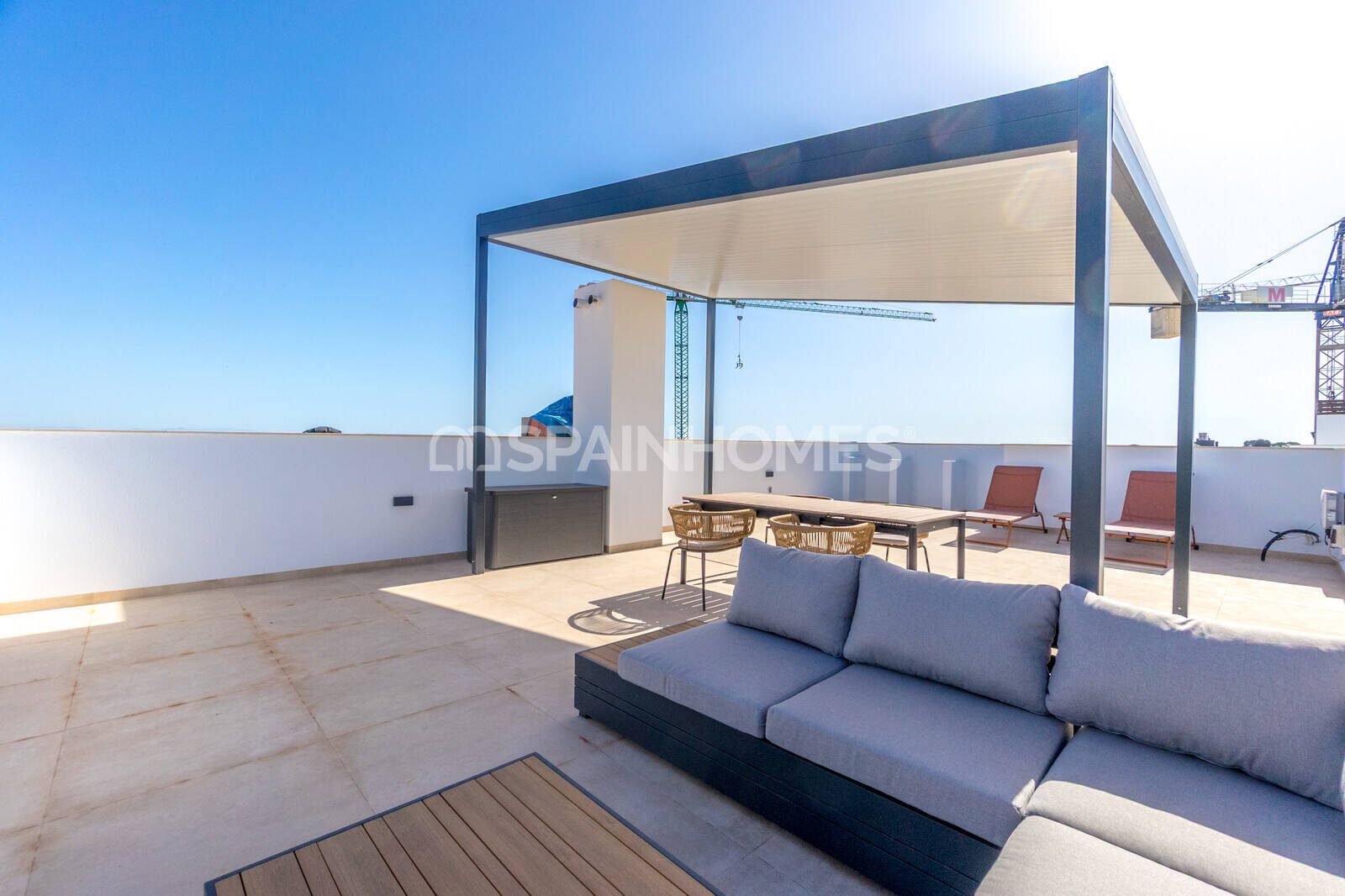 Apartment in Torrevieja, Alicante, Spain 2 bedrooms, 74 sq.m. No. 121172