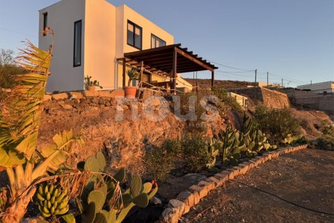 Villa for sale Tenerife, Spain 2 bedrooms, 130 sq.m. No. 127596 - photo 4