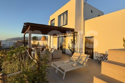 Villa for sale Tenerife, Spain 2 bedrooms, 130 sq.m. No. 127596 - photo 5