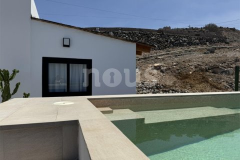 Villa for sale Tenerife, Spain 2 bedrooms, 130 sq.m. No. 127596 - photo 10