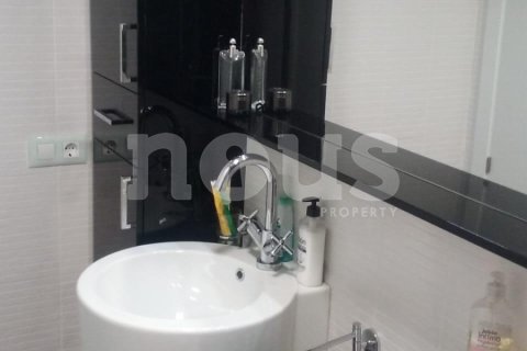 Huoneisto myytävänä Palm-Mar, Tenerife, Espanja, 2 makuuhuonetta, 153 m2 No. 127592 - kuva 14