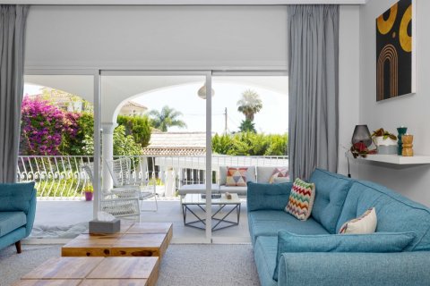 Villa zum Verkauf Marbella, Malaga, Spanien 4 Schlafzimmer, 229.9 m2 Nr. 124777 - Foto 6