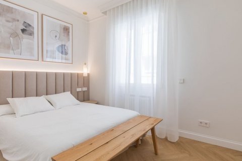 Lägenhet till salu Madrid, Spanien 4 sovrum, 181 kvm. Nr. 124772 - foto 22