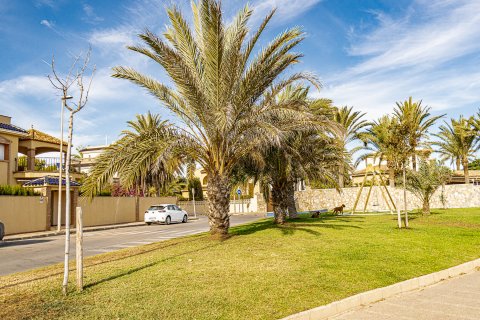 Villa zum Verkauf La Zenia, Alicante, Spanien 4 Schlafzimmer, 220 m2 Nr. 126979 - Foto 29