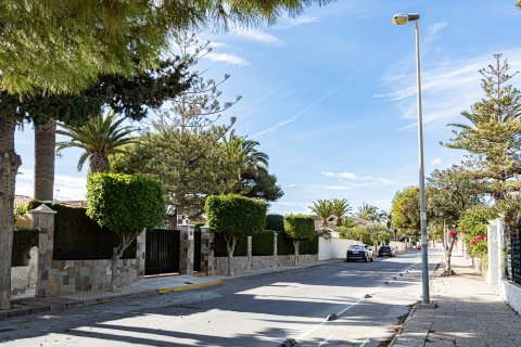 Villa zum Verkauf La Zenia, Alicante, Spanien 4 Schlafzimmer, 220 m2 Nr. 126979 - Foto 28