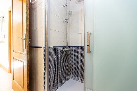 Apartamento en venta Torrevieja, Alicante, España 3 dormitorios, 90 m2 No. 126977 - foto 13