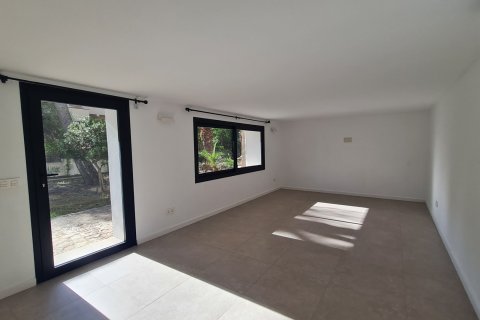 Villa zur Miete Palmanova, Mallorca, Spanien 4 Schlafzimmer, 400 m2 Nr. 130918 - Foto 15
