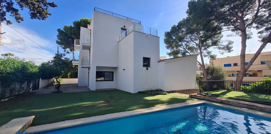 Villa Palmanova, Mallorca, Spanien 4 Schlafzimmer, 400 m2 Nr. 130918
