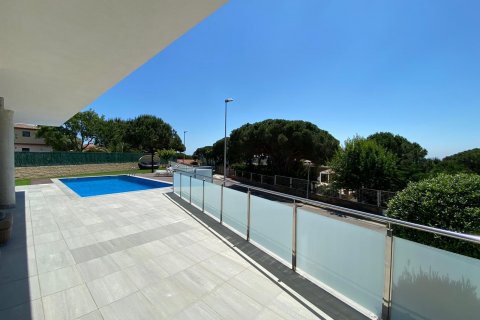 House à vendre Sant Feliu de Guixols, Girona, Espagne, 4 chambres, 300 m2 No. 130916 - photo 8